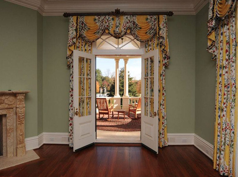 Suwanee_Estate_Moore_15.JPG